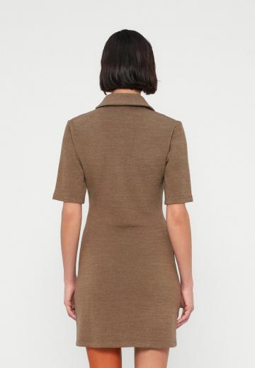 Вязаное платье