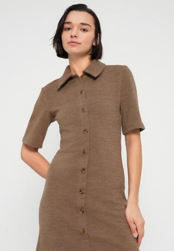 Вязаное платье