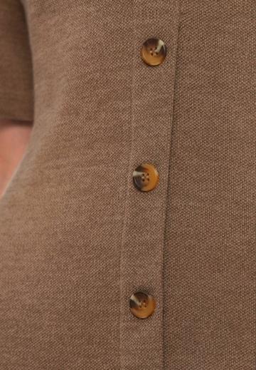 Вязаное платье