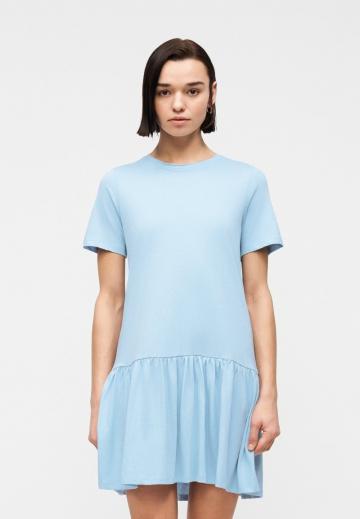 Короткое платье