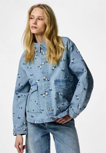 Джинсовая блузка