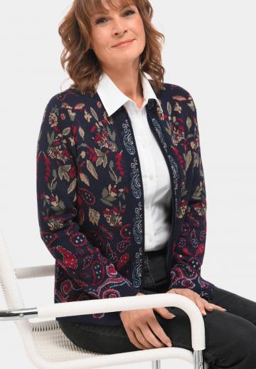 Жаккардовая вязаная кофта