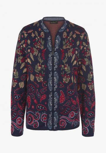 Жаккардовая вязаная кофта