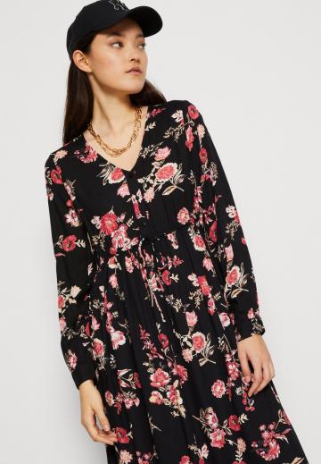 Летнее платье