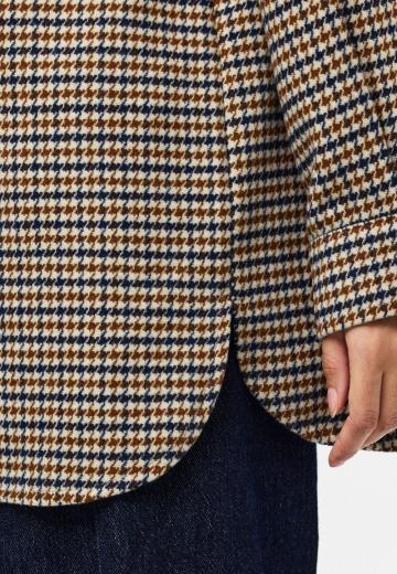 Короткое пальто