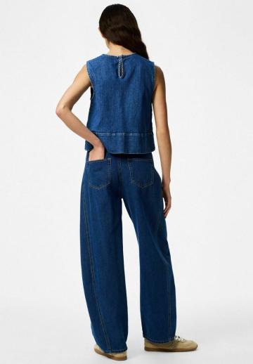 Джинсовая жилетка