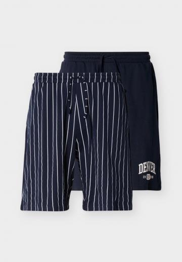 Пижама с шортами