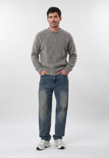 Прямые джинсы