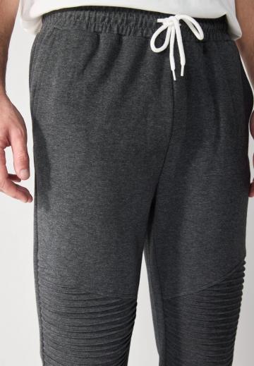 Спортивные штаны