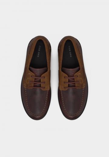 Ботинки на шнуровке