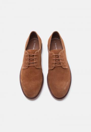 Ботинки на шнуровке