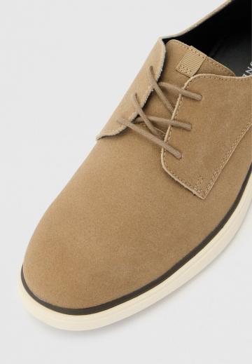 Ботинки на шнуровке