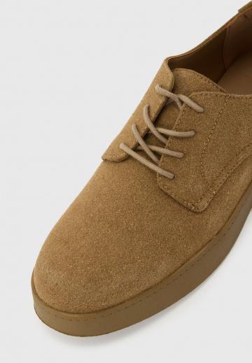 Ботинки на шнуровке