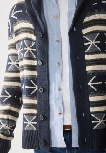 Вязаная кофта