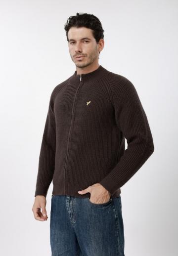 Вязаная кофта