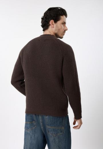 Вязаная кофта