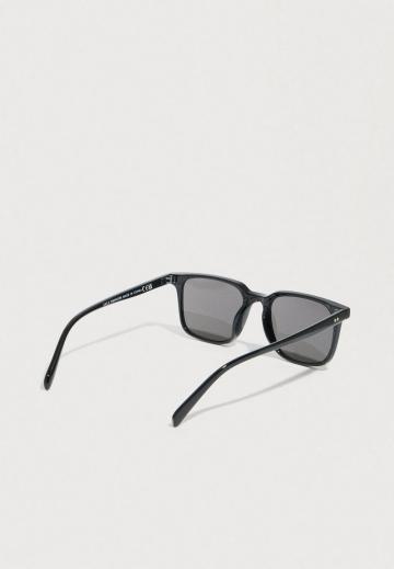 Солнечные очки