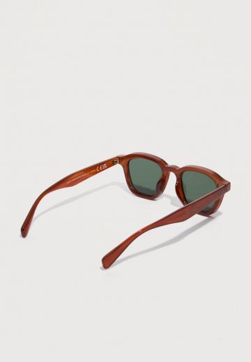 Солнечные очки