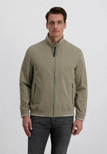 Куртка бомбер