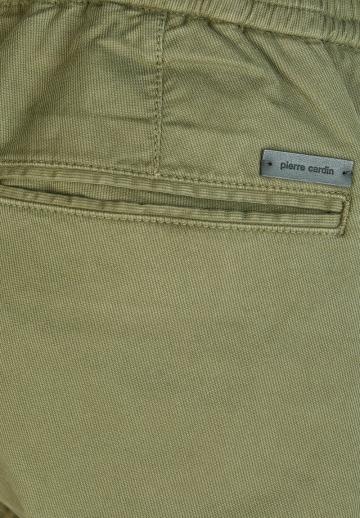 Брюки с накладными карманами