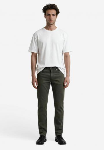 Узкие джинсы