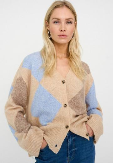 Жаккардовая вязаная кофта