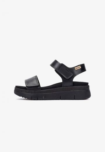 Босоножки на танкетке