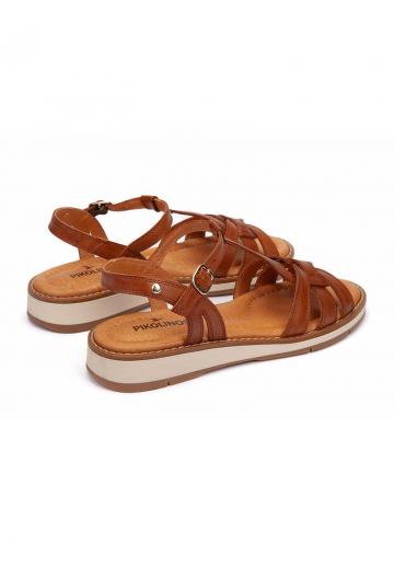 Босоножки на танкетке