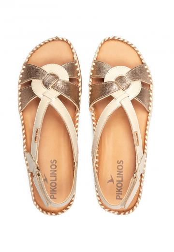 Босоножки на танкетке