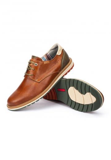 Ботинки на шнуровке