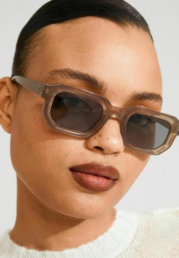 Солнечные очки