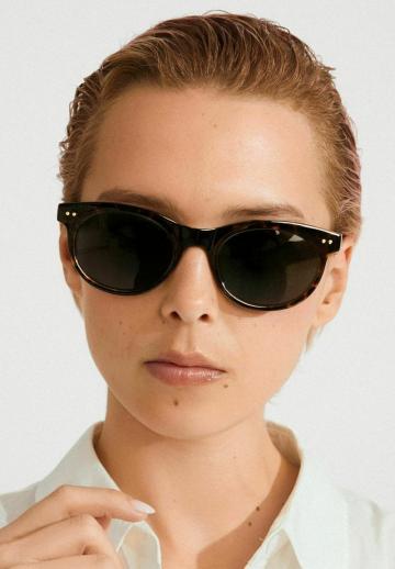 Солнечные очки