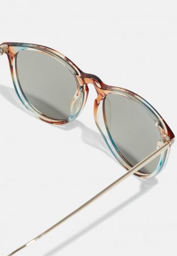 Солнечные очки