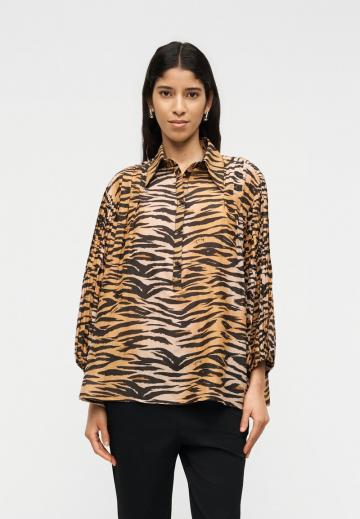 Шелковая блузка