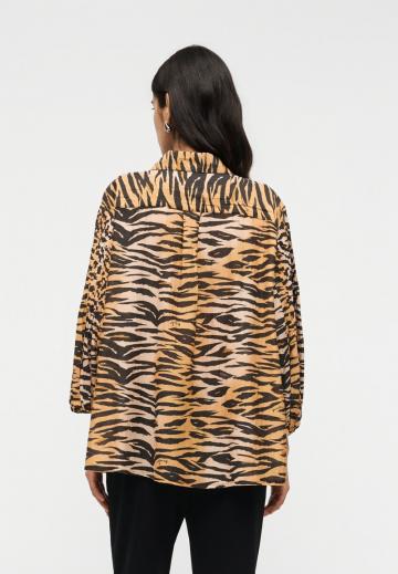 Шелковая блузка