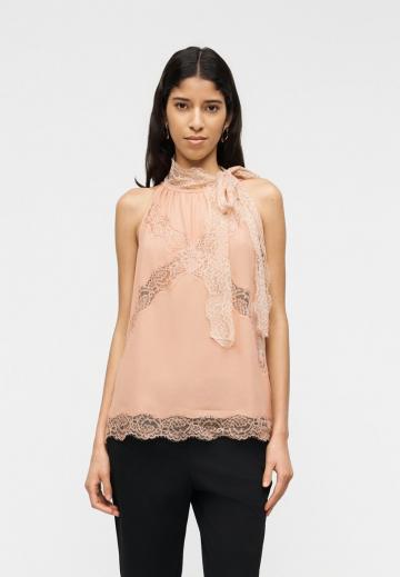 Кружевная блузка