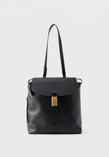 Кожаный рюкзак