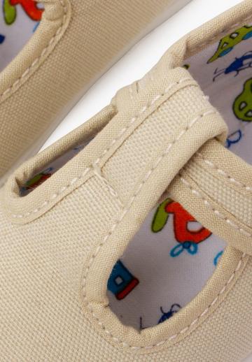 Детская обувь