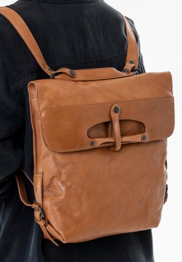 Кожаный рюкзак