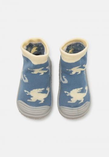 Детская обувь