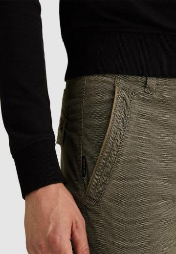 Брюки с накладными карманами