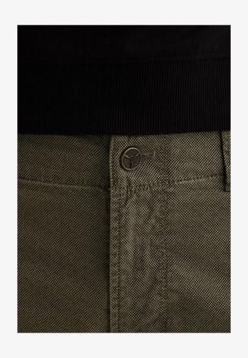 Брюки с накладными карманами