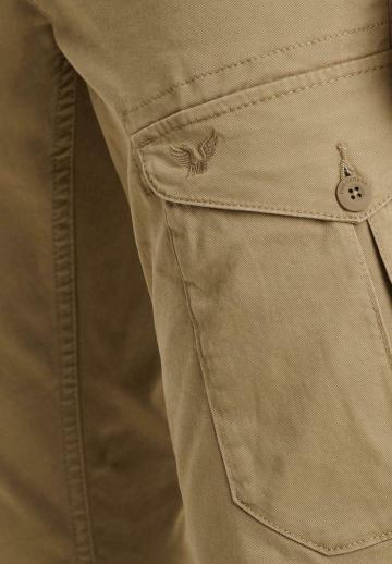 Брюки с накладными карманами