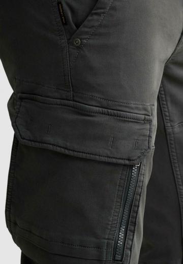 Брюки с накладными карманами