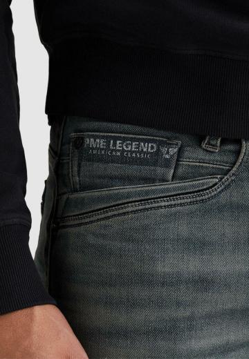 Узкие джинсы