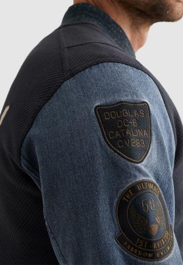 Куртка бомбер