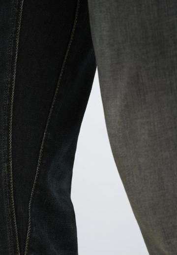 Узкие джинсы