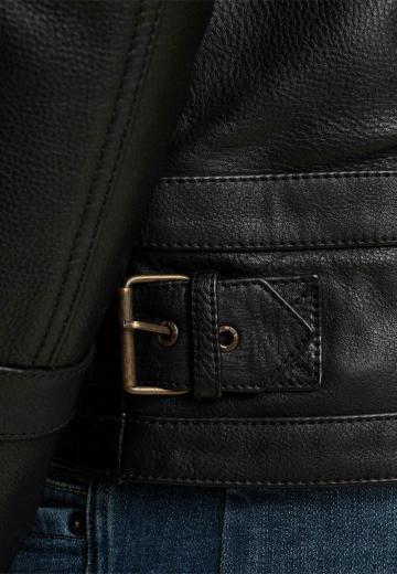 Кожаная куртка