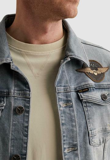 Джинсовая куртка