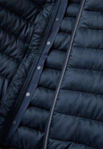 Зимняя куртка